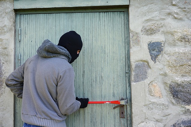 Konsekwencje kradzieży z włamaniem – co grozi sprawcy?